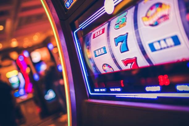 Relax Gaming slot titles Aviator and Sweet Bonanza displayed on ap77 interface